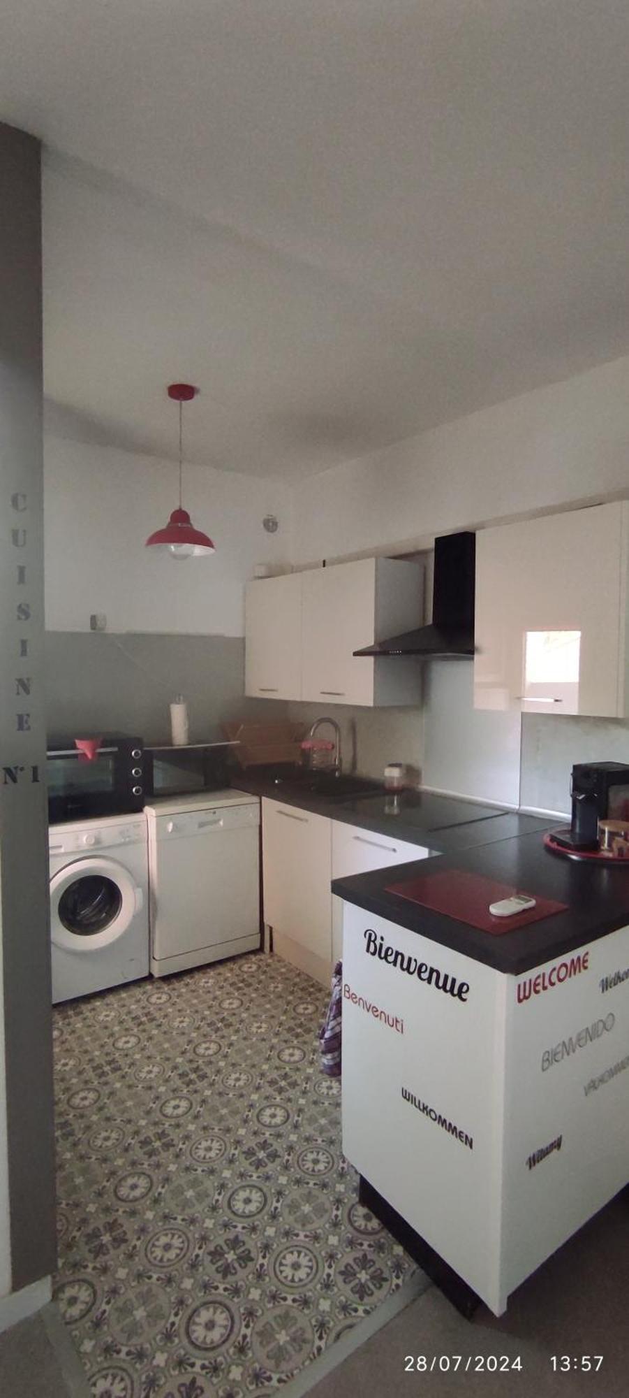 Appartement Avec Terrasse Narbonne Bagian luar foto